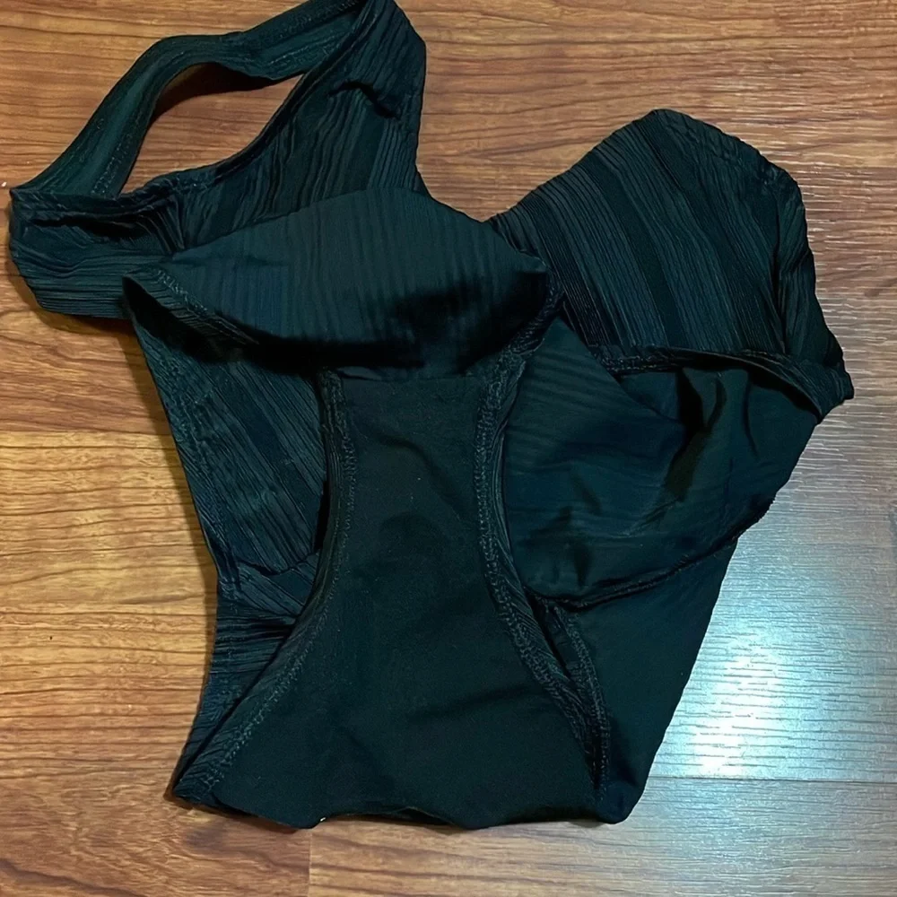 Catalina Swimsuit - Picture 4 of 5